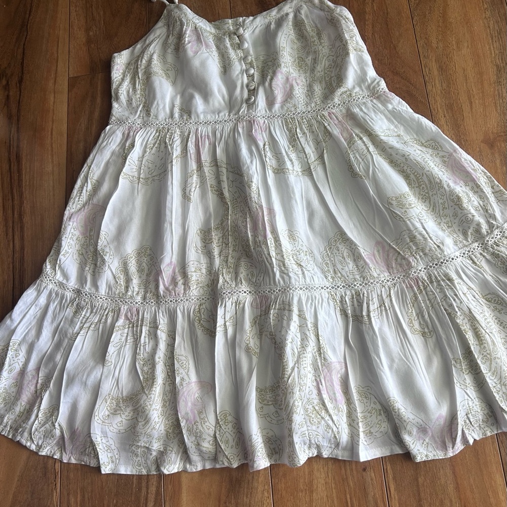 Urban Outfitters lined White and Gold Patterned Dress size small
